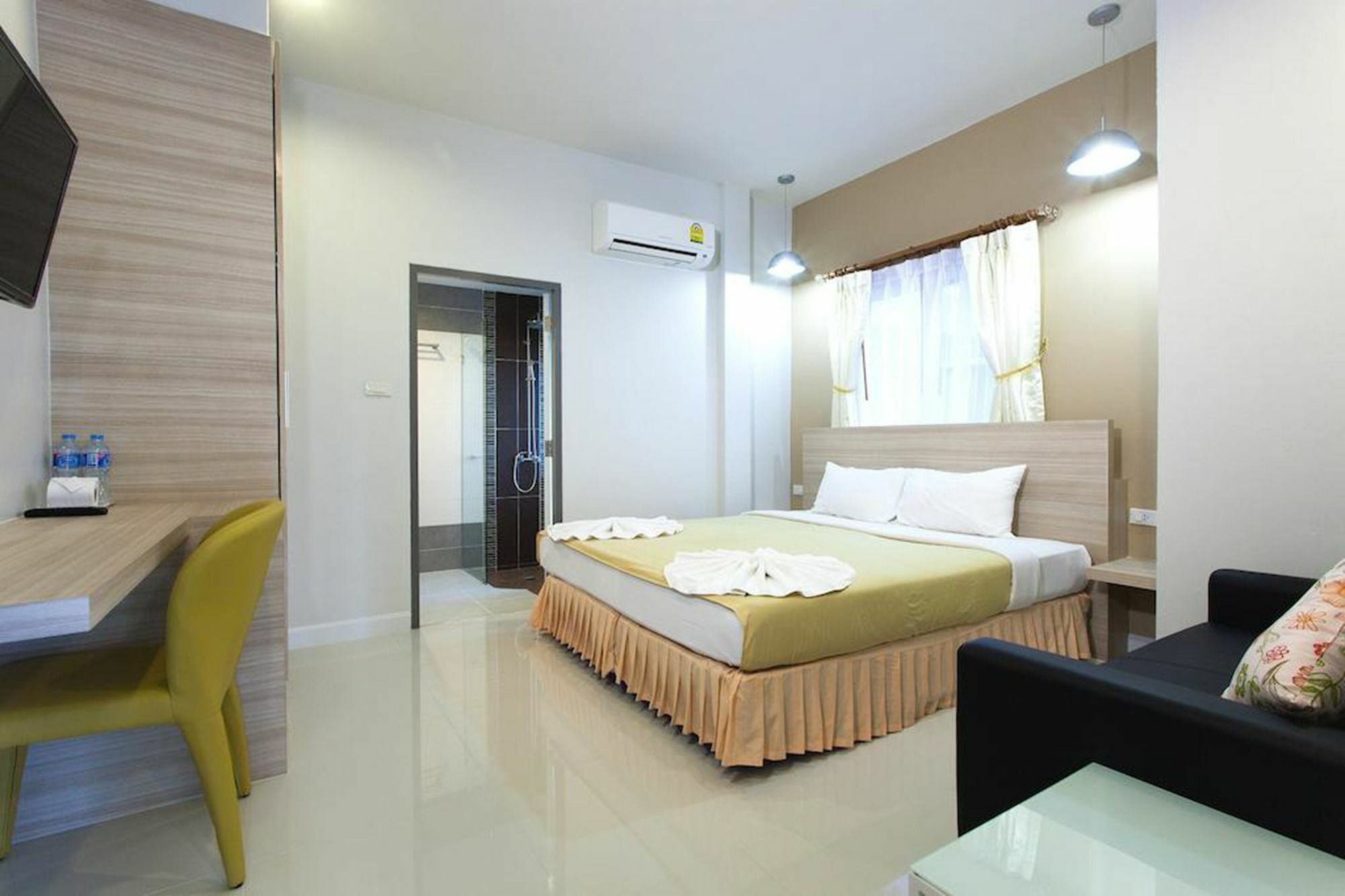 Sandy House Rawai Exterior photo