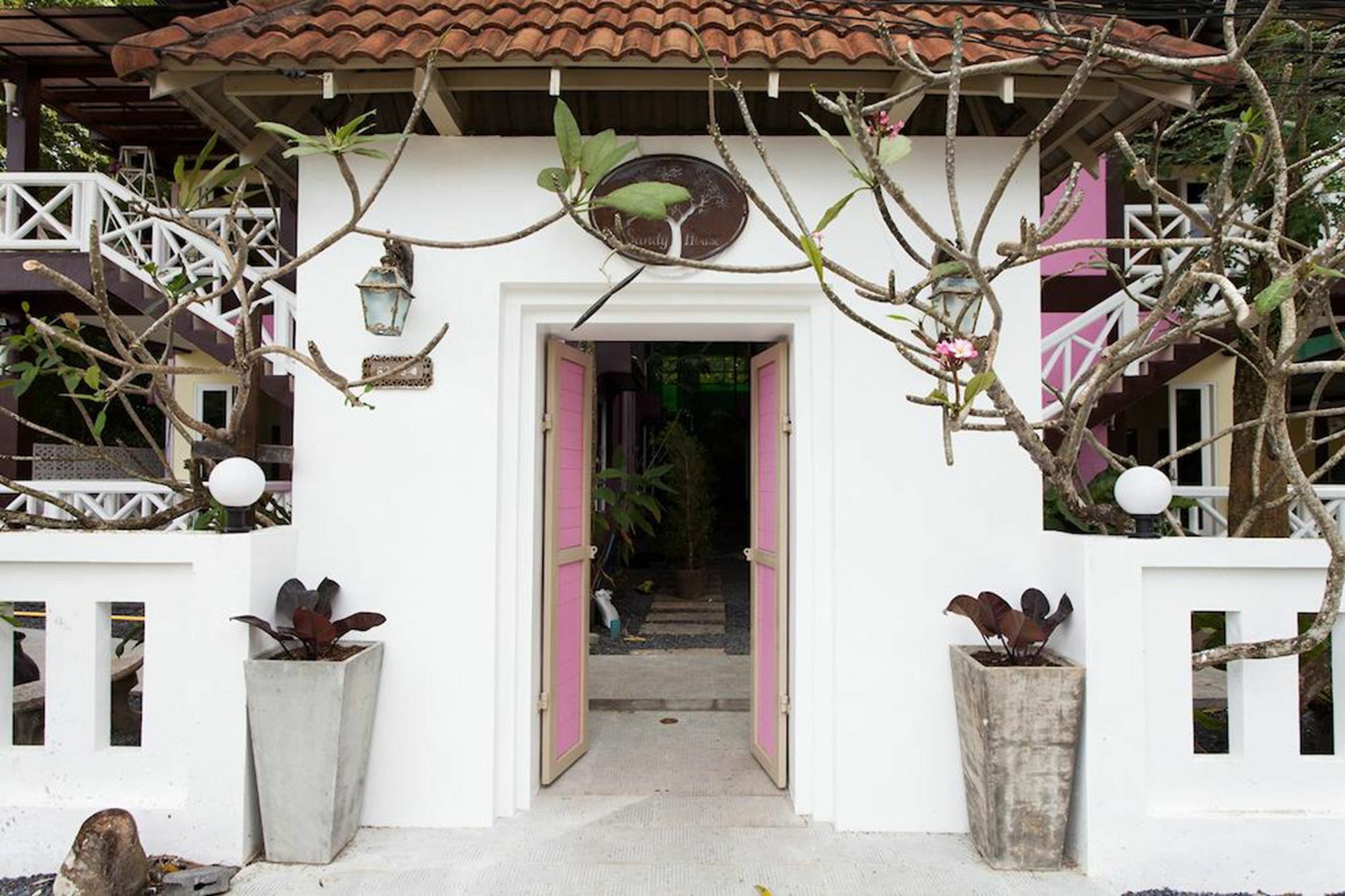 Sandy House Rawai Exterior photo